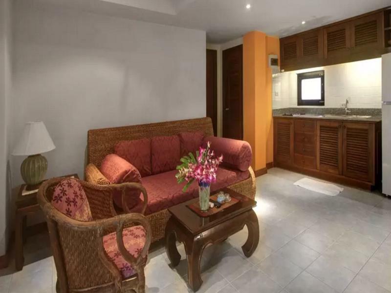 Aparthotel Golden Palms 2*
